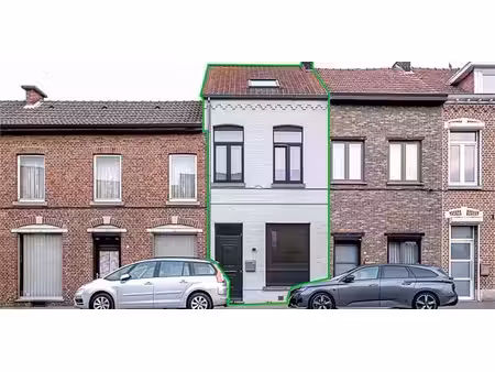 maison à louer à sint-truiden pour € 1.200 avec 3 chambres à coucher