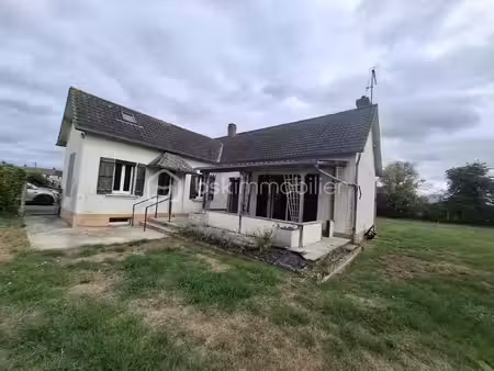 maison de 91 m² à trun