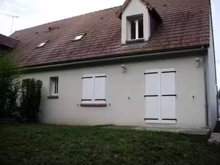 location maison à contres (41700) : à louer / 100m² contres