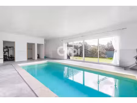 limoges – maison récente 2022 – 170 m² – piscine couverte – 4 chambres + salle de jeux