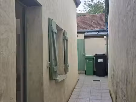 studio avec couchage en duplex - petite copropriete - plein