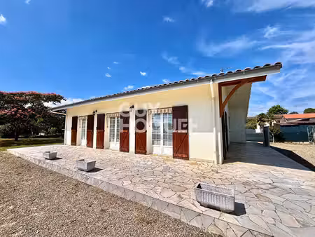 charmante maison de plain-pied de 90 m²  2 chambres