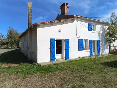 maison saint maurice le girard 5 pièce(s) 95m² 2 chambres 1205 m² terrain calme