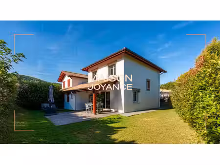 maison basque à vendre dans le quartier mendi-choko-karrikatxar-olhette