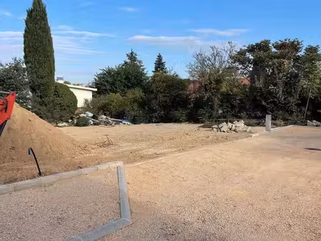 terrain constructible neuf à vendre