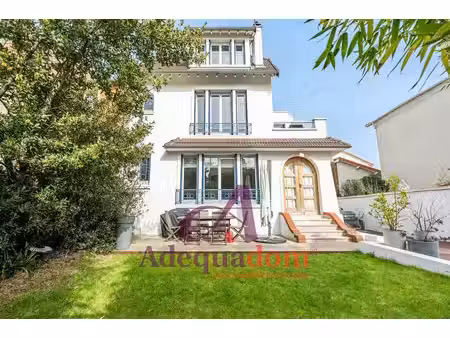 maison de standing avec jardin - quartier chefson