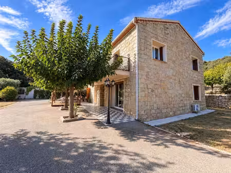 campumoru – t6/ jardin/ maison de famille en pierre à 4 minutes à pied de la plage