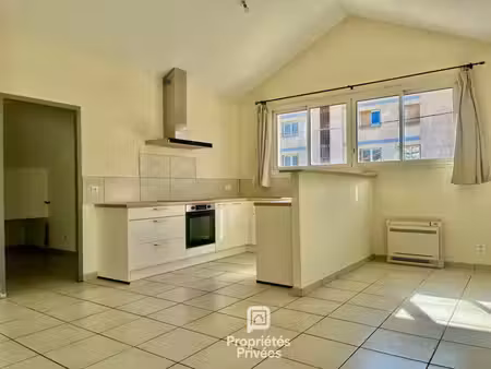 loft sisteron 4 pièce(s) 101 m² sur l'axe du centre-ville