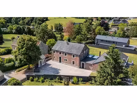 villa à vendre à durbuy pour € 1.250.000 avec 3 chambres à coucher