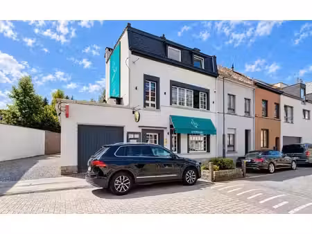 immeuble rapport ±400m² - 3 79a - terrasse ±100m²
