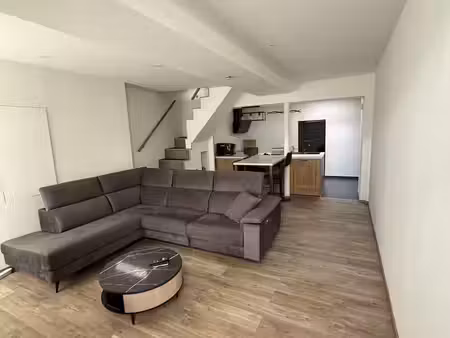 maison 2 ch. à louer  dinant