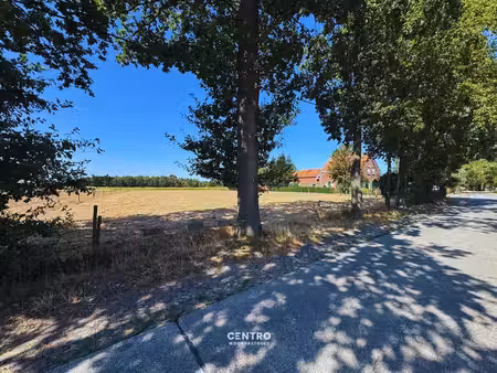 idyllisch gelegen hoeve op circa 1 hectare te maldegem!