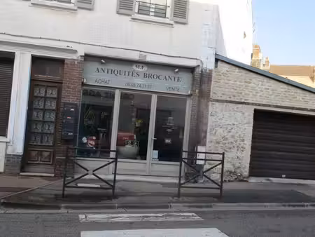 local commercial à louer