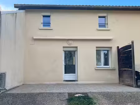location maison 3 pièces 49m²