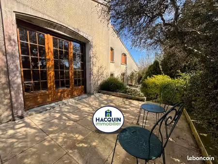propriété 12 pièces 355 m²