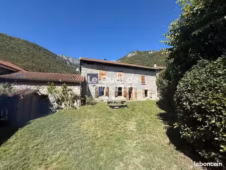 maison 4 pièces 109 m²