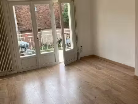 location appartement f2