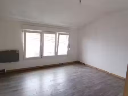 maison henin beaumont 3 chambres cour