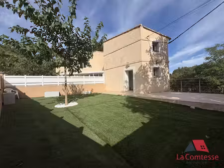 haut de villa t4 meublé - la destrousse