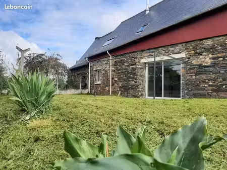maison en pierres à louer