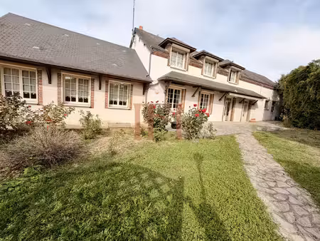 centre morée maison familiale aux beaux volumes avec grang