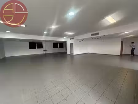 local commercial