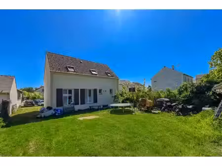 maison familiale 4 chambres avec suite parentale et sous-sol total ? persan / chambly