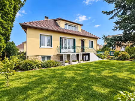 maison 5 pièces avec jardin  sous-sol total et potentiel d'agrandissement