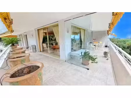 vente viager 3 pièces 80.26 m² à cannes (06400)  699 000 €