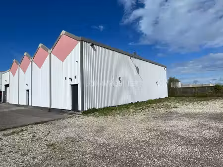 local commercial dieppe 600 m2