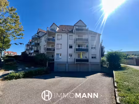 à louer studio rénové 23 m2 avec balcon et vue sur les vos