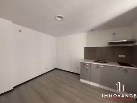 teyran - studio de 17.90 m² au centre du village