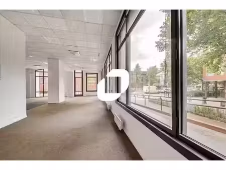 location bureaux aubervilliers 93300 508m² à 4290m²