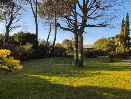 vente terrain 684 m² à biganos (33380)  190 000 €