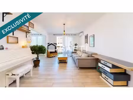 vente appartement 5 pièces 100 m² hyères (83400)