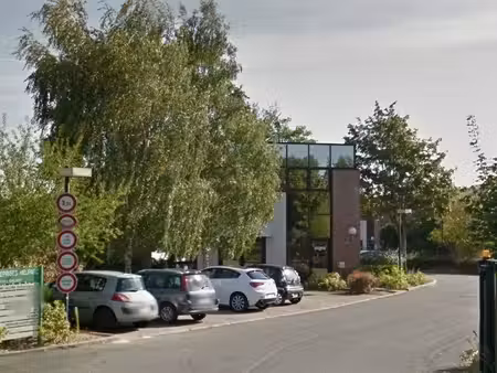 location local d’activités 230m²