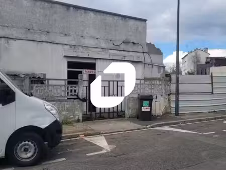 vente local d’activités saint denis 93200 247m²