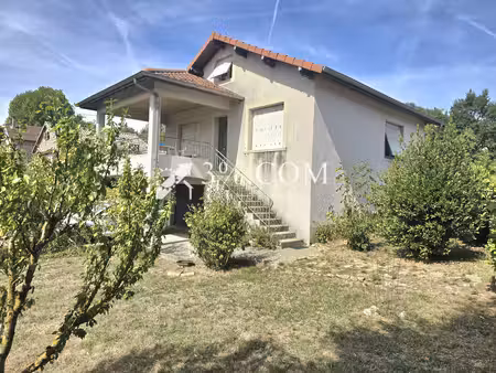 maison individuelle sur sous-sol complet sur terrain arboré de 1017m2