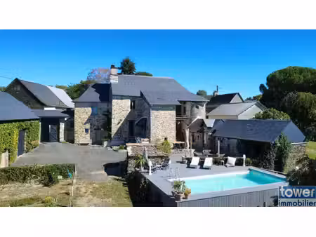propriete  8 pièce(s)  5 chambre(s)  182 m²