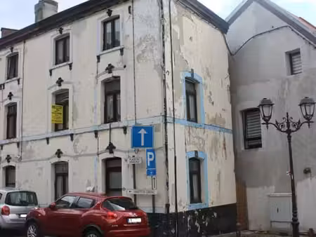maison dans le centre de fontaine-l'evêque