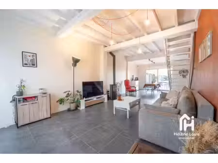 jolie maison semi-individuelle - 3 ch - jardin - garage