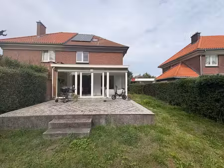 magnifique maison meublée avec jardin