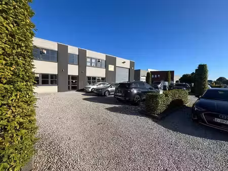 bâtiment d'entreprise à louer à ath