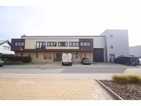 entrepôt de 1.567 m² à louer à hal