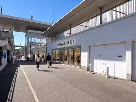 location local commercial 63m² olivet 45160