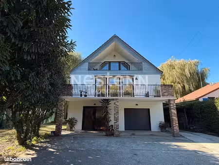 maison 6 pièces 115 m²