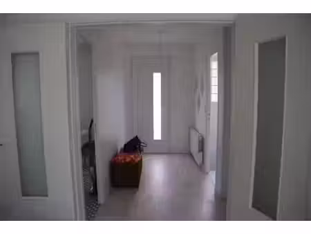 location appartement 5 pièces 116.57 m² à etaules (17750)  850 €