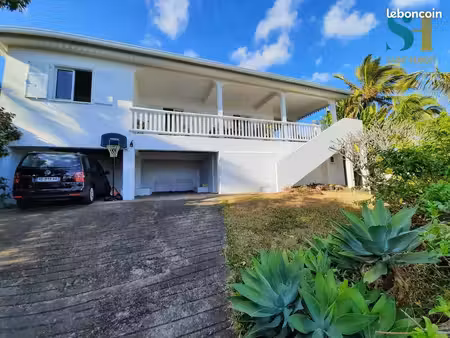 villa 5 pièces 110 m²