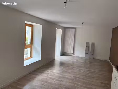 appartement 3 pièces 60 m²