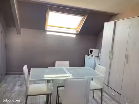 studio à louer (logt 5)